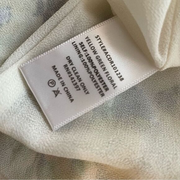 ASTR the Label Irma Puff Sleeve Dress Midi Yellow Blue Floral XS NWT - Picture 9 of 9